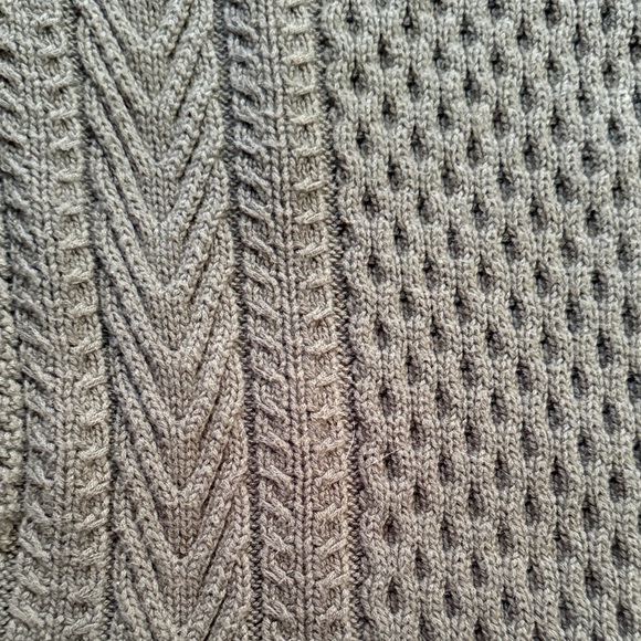 Orvis 100% Cotton Army Green Cable Knit Crew Neck Sweater - Picture 4 of 7